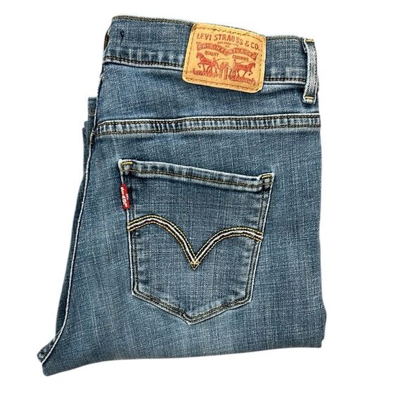 Levi's Classic Boot Jeans - Picture 1 of 6
